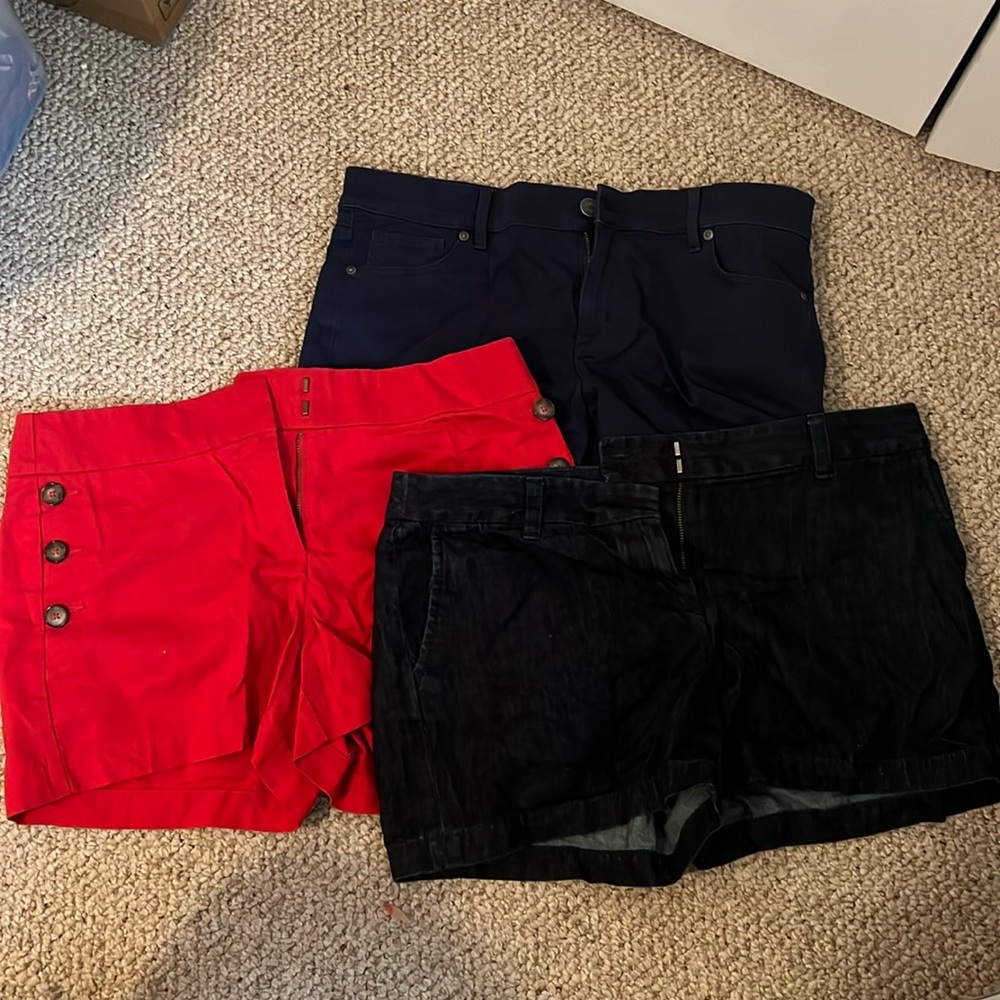 Loft 4 “ shorts denim, blue and red . Like new